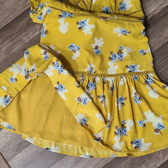 J.O.A. Yellow Floral Print Dress - Picture 8 of 9